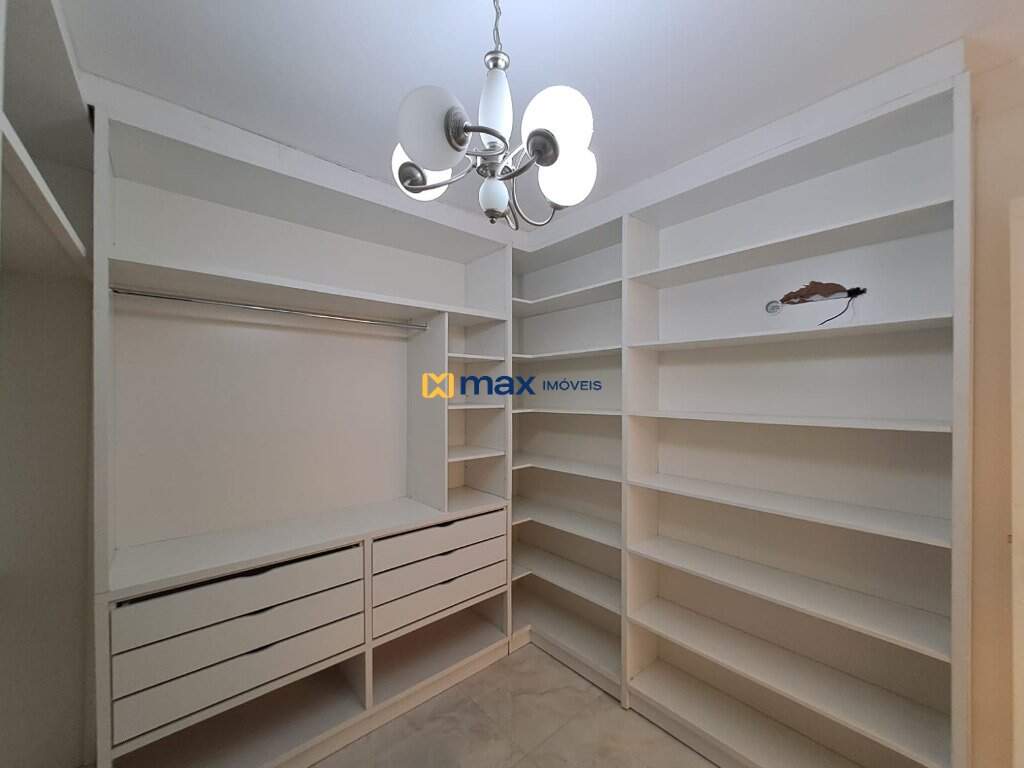 Apartamento à venda no Centro: Closet