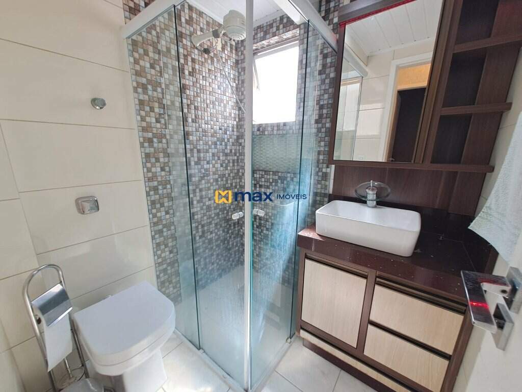 Apartamento à venda no Centro: Banheiro social