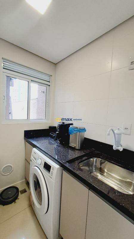 Apartamento à venda no Fazenda: Área de serviço
