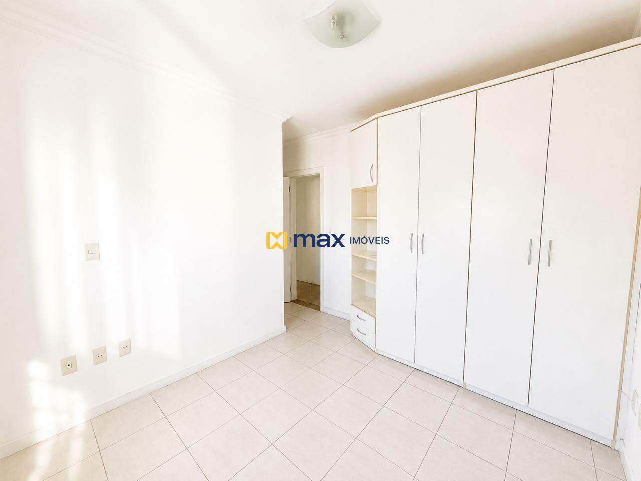 Apartamento para aluguel no Centro: 