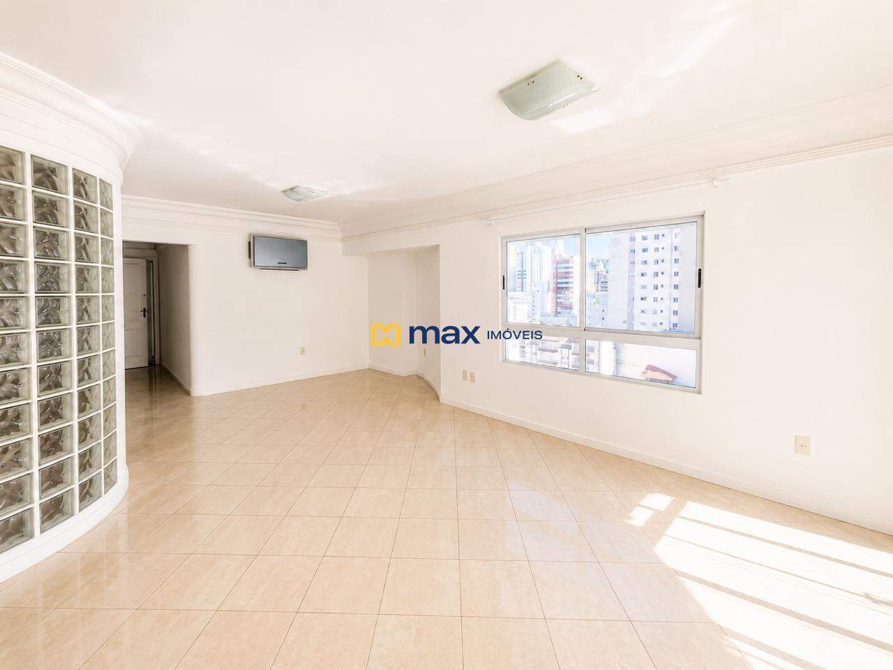 Apartamento para aluguel no Centro: 