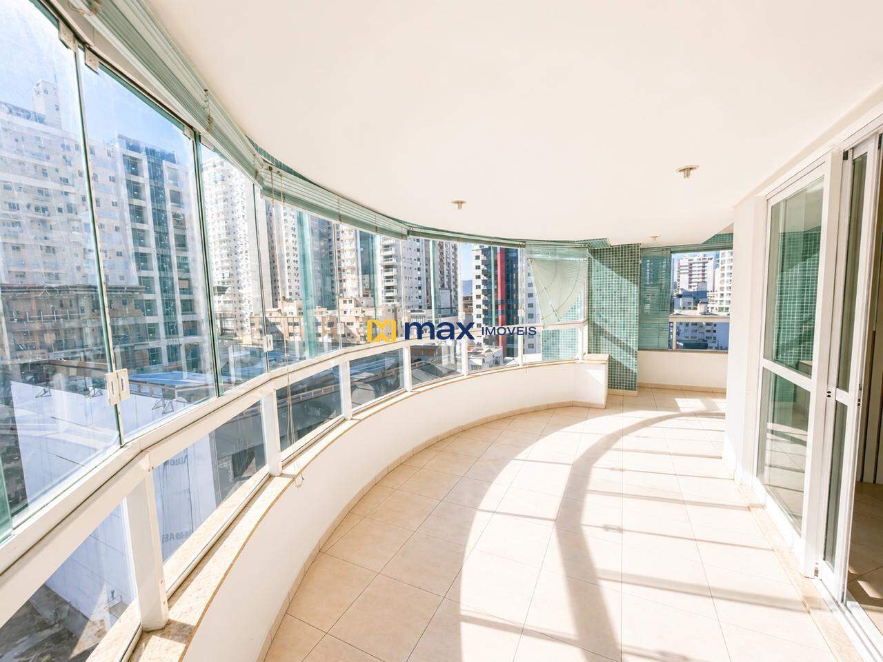 Apartamento para aluguel no Centro: 
