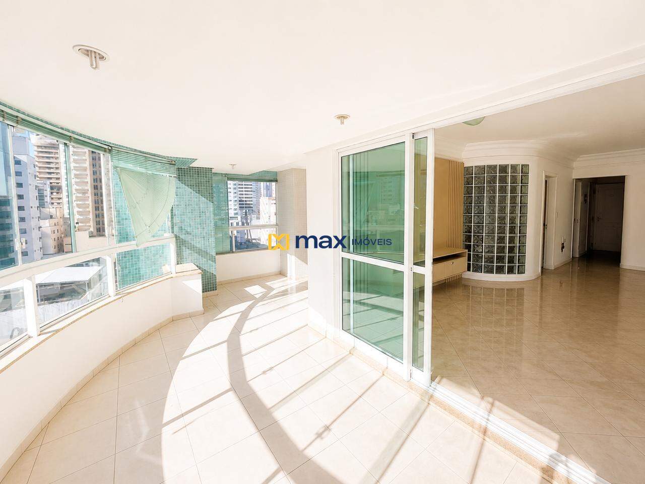 Apartamento para aluguel no Centro: 