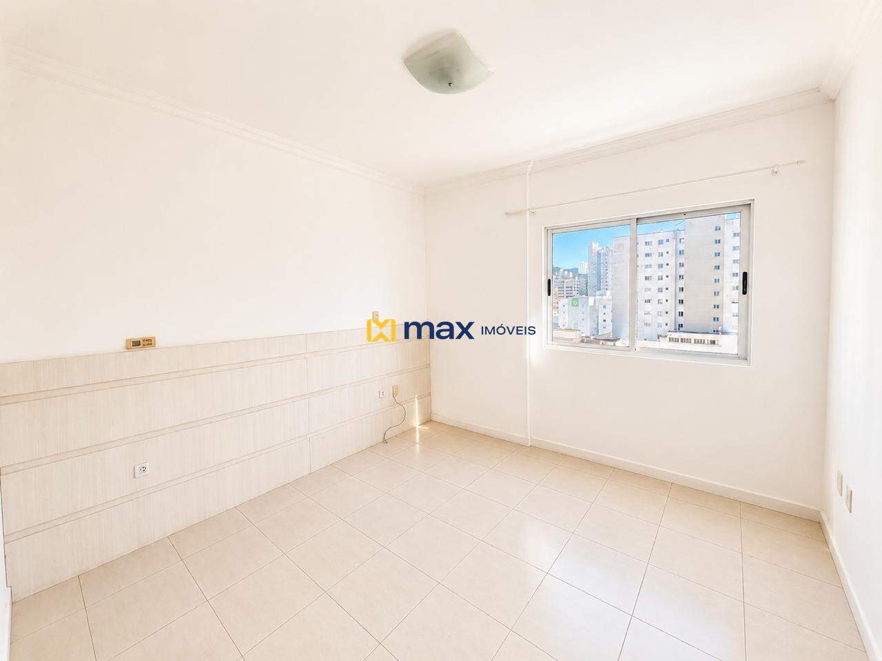 Apartamento para aluguel no Centro: 