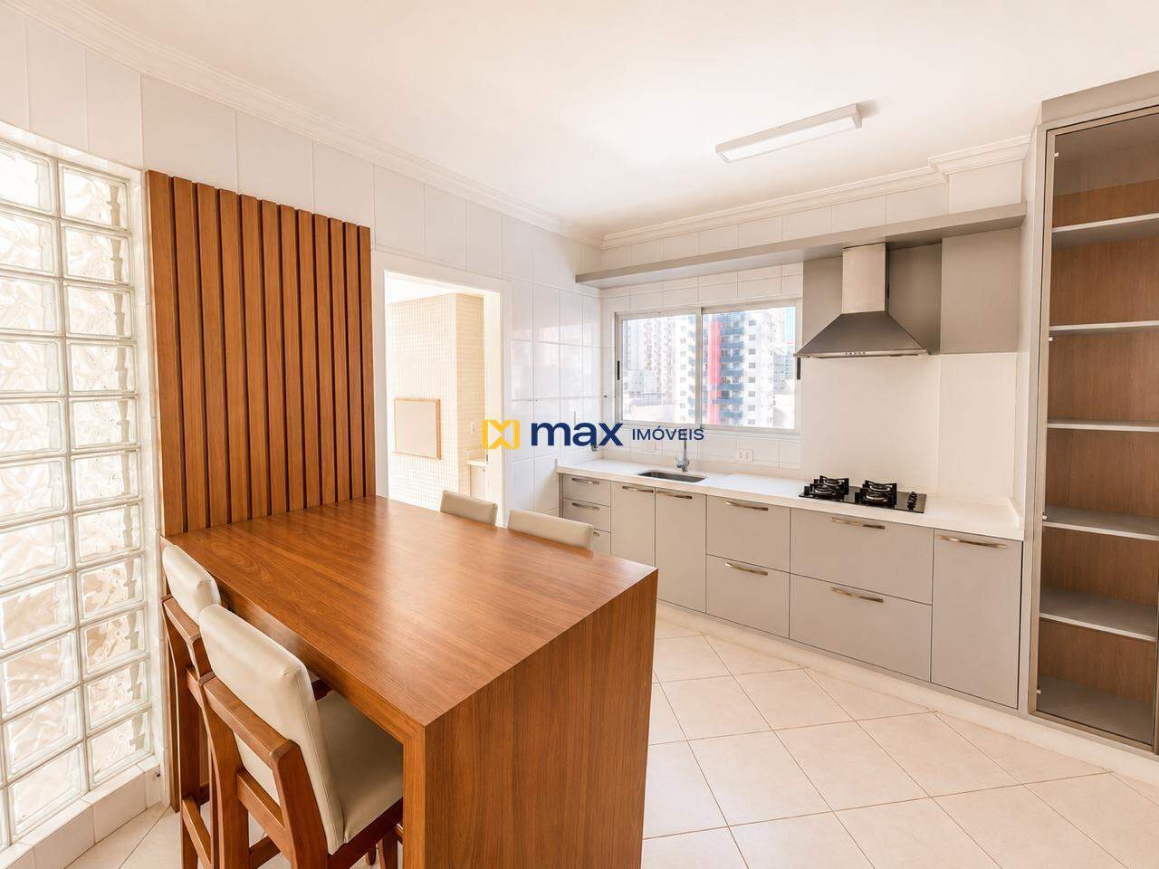 Apartamento para aluguel no Centro: 