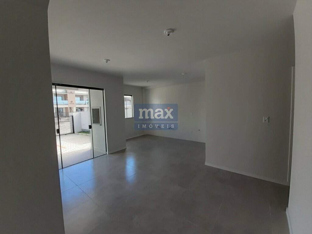 Apartamento à venda no Espinheiros: Living integrado