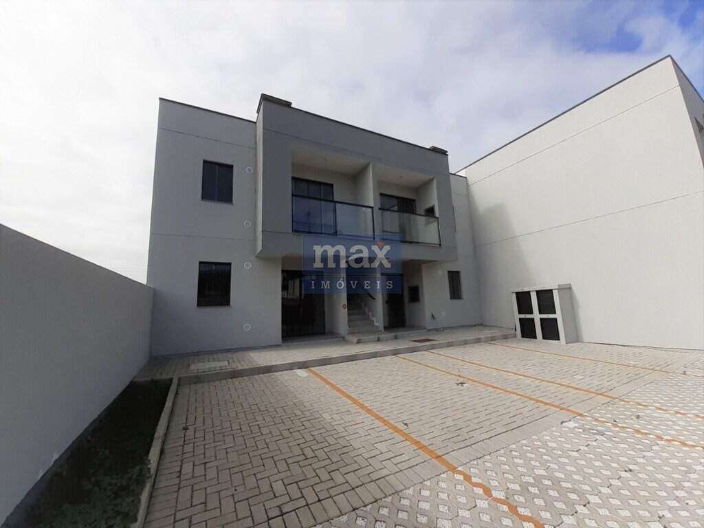 Apartamento à venda no Espinheiros: Fachada/Garagens
