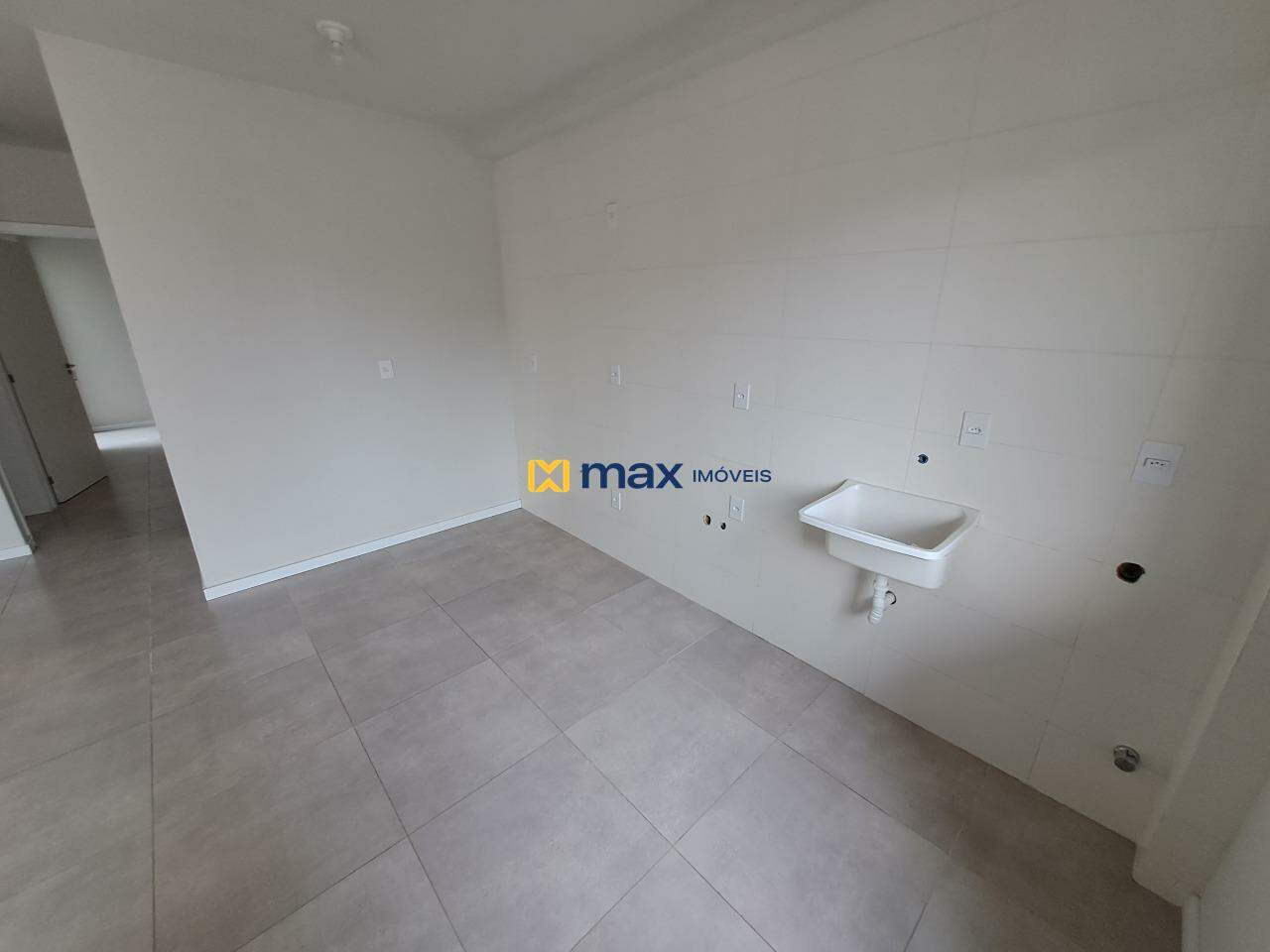 Apartamento à venda no Espinheiros: Cozinha/ Lavanderia