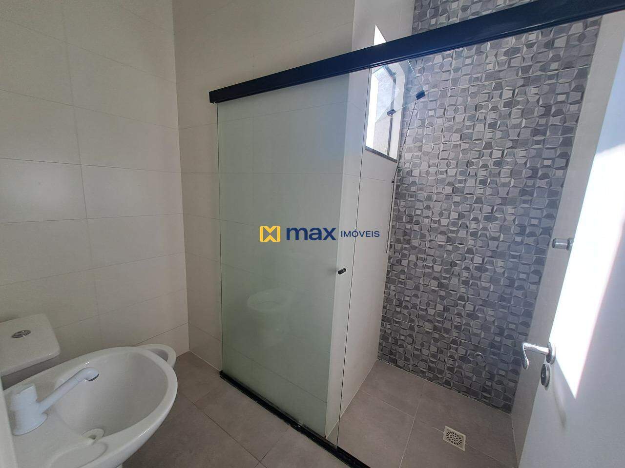 Apartamento à venda no Espinheiros: Banheiro Social