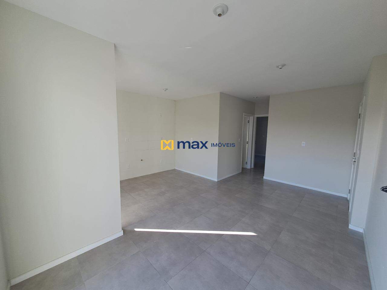 Apartamento à venda no Espinheiros: Sala de Estar