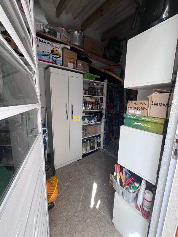 Casa à venda no Gravatá: Despensa 