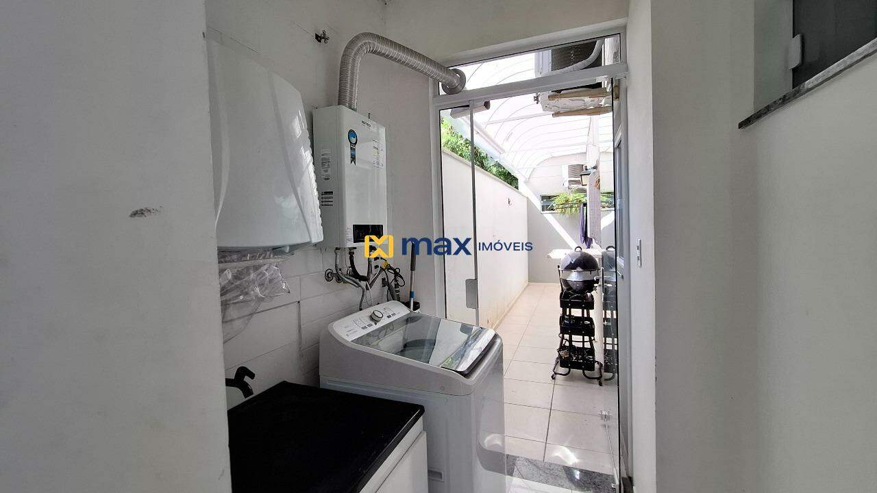 Apartamento à venda no Ressacada: Lavanderia 