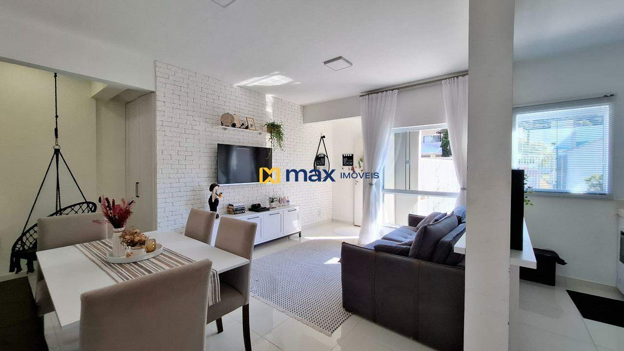 Apartamento à venda no Ressacada: Living integrado
