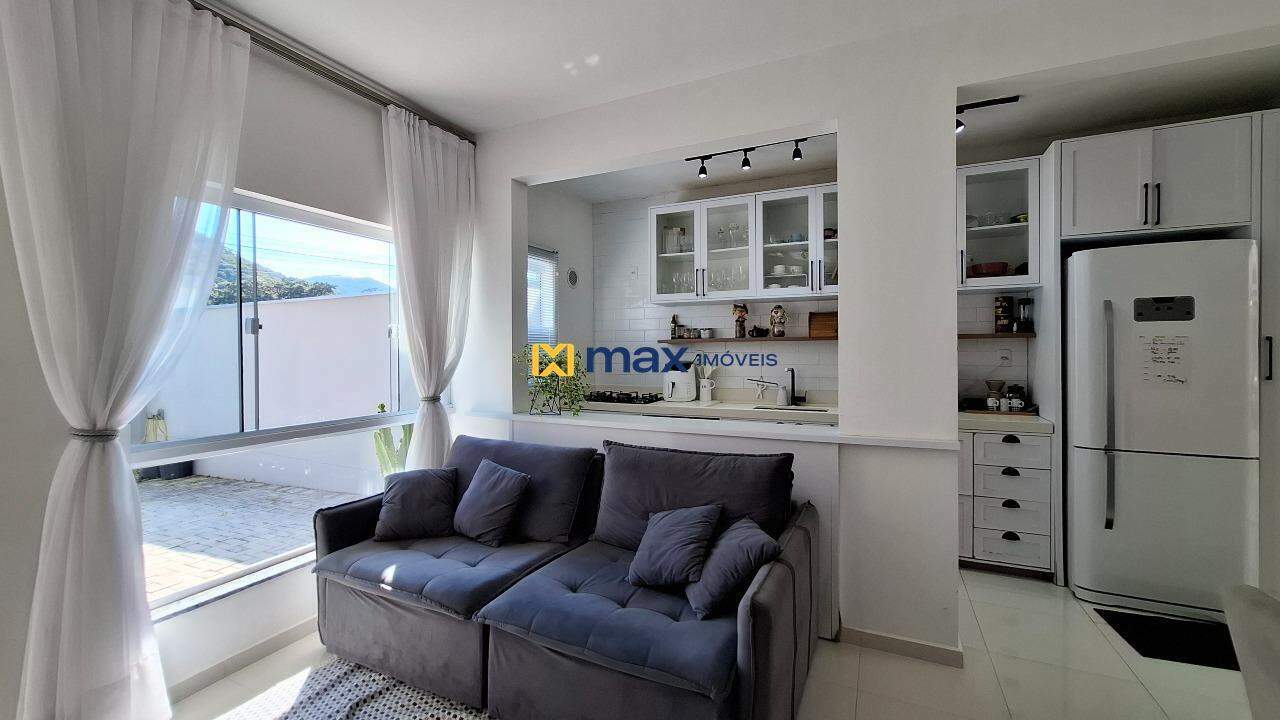 Apartamento à venda no Ressacada: Living integrado