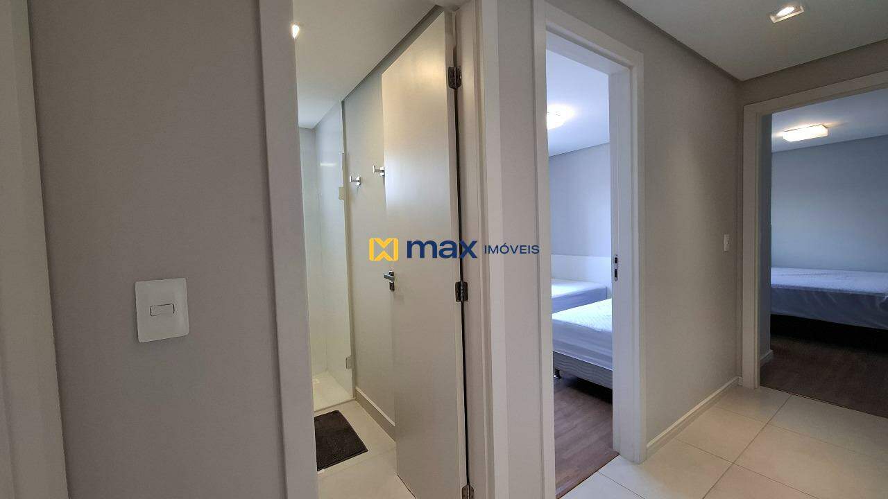 Apartamento para aluguel no Vila Operária: Corredor
