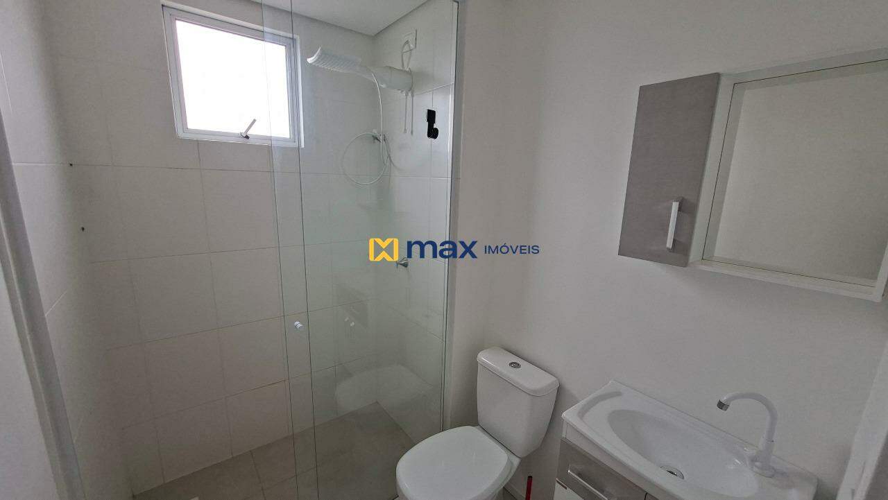 Apartamento para aluguel no São Vicente: Banheiro Social