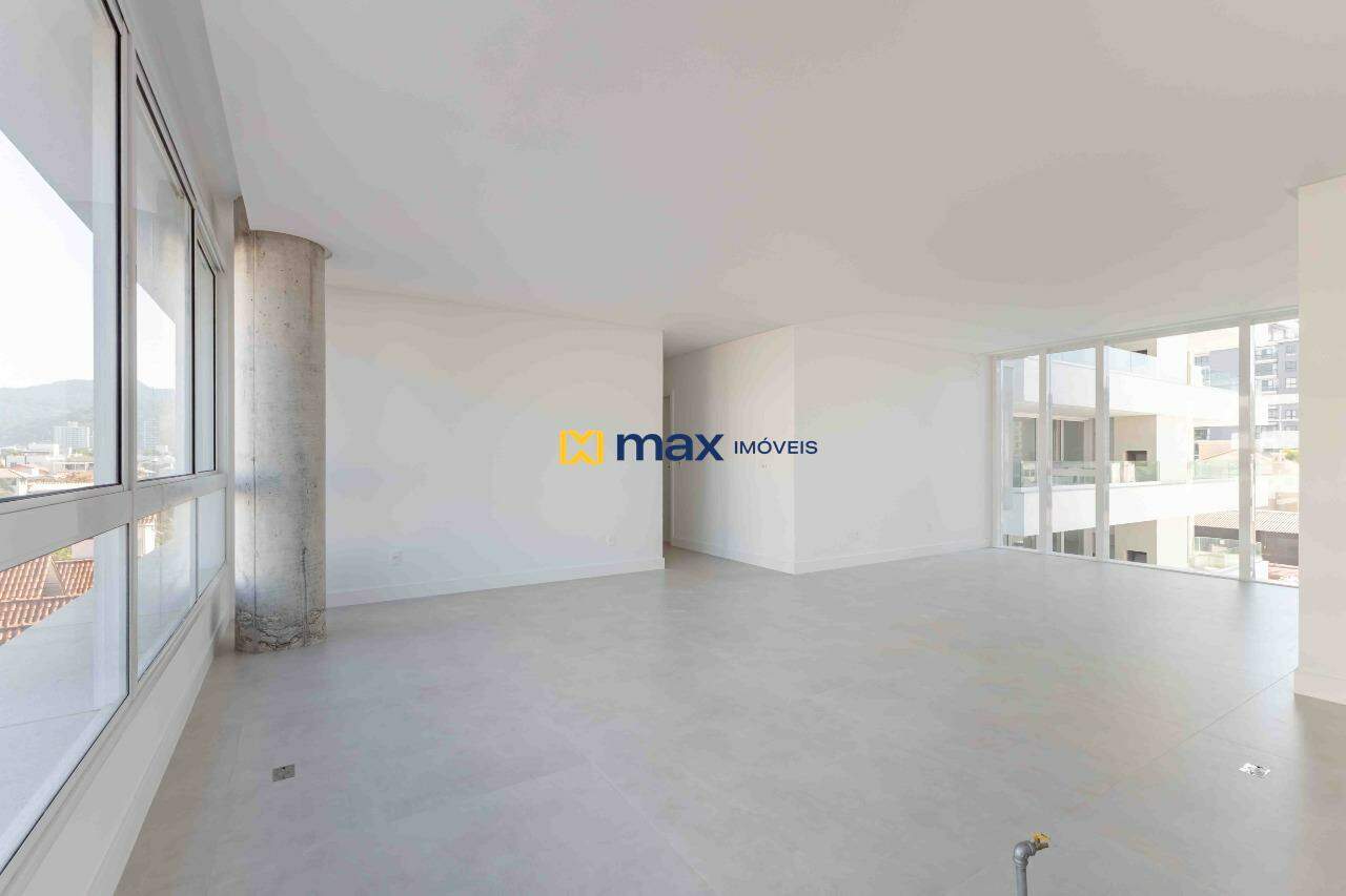 Apartamento à venda no Praia Brava: Living integrado