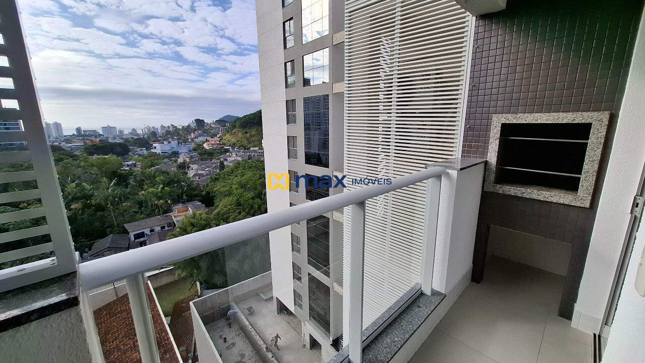 Apartamento para aluguel no Praia Brava: Sacada