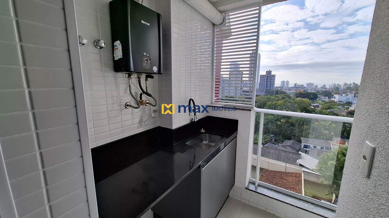 Apartamento para aluguel no Praia Brava: Lavanderia