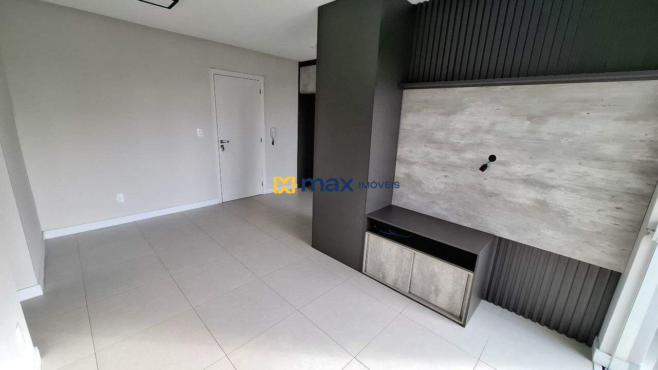 Apartamento para aluguel no Praia Brava: Sala de Estar e Jantar