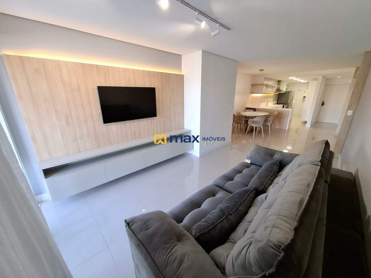 Apartamento para aluguel no Praia Brava: Sala de Estar e Jantar