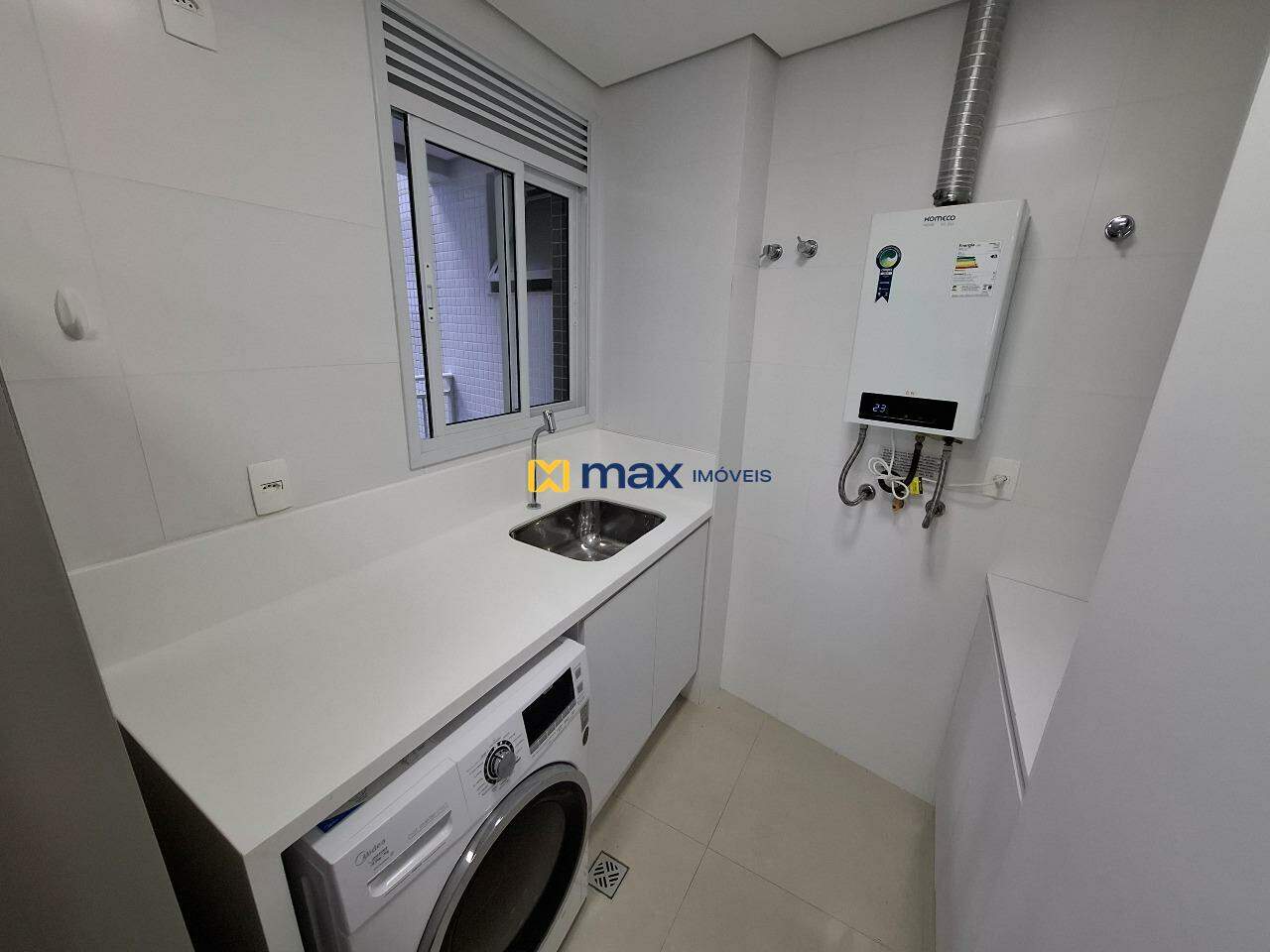 Apartamento para aluguel no Praia Brava: Lavanderia