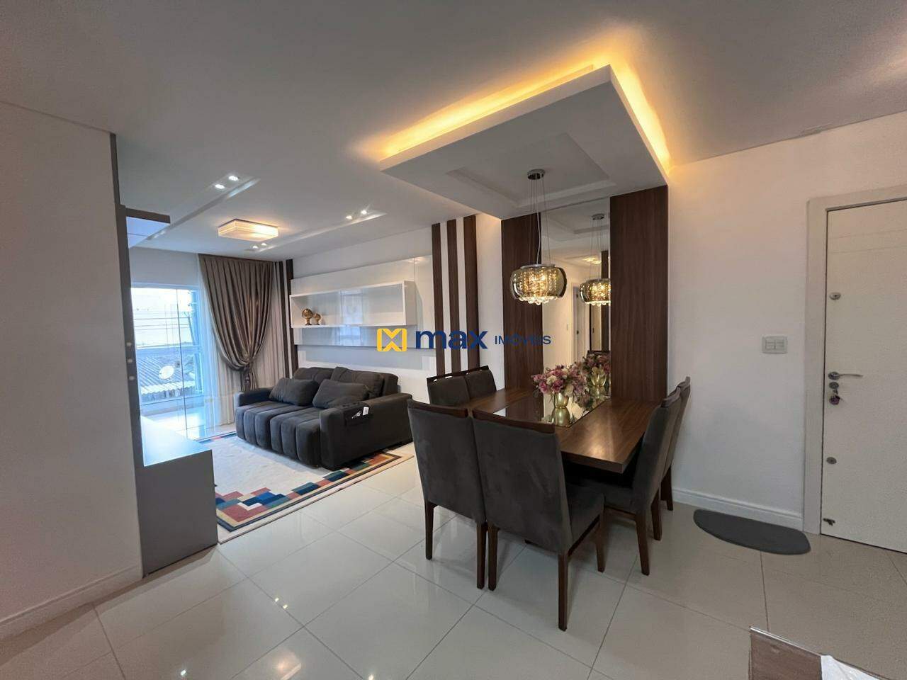 Apartamento para aluguel no Centro: 