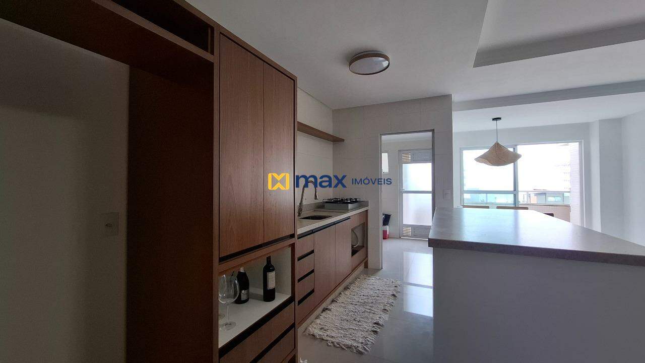 Apartamento à venda no Praia Brava: Living integrado