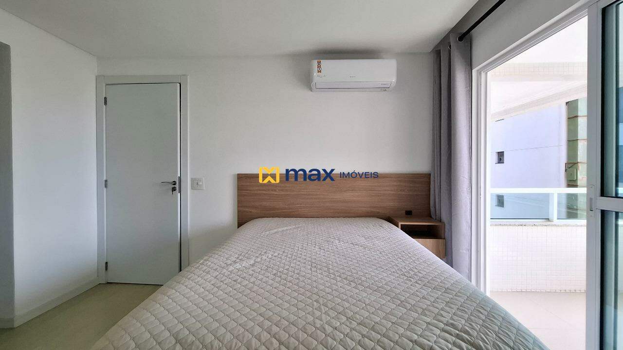 Apartamento à venda no Praia Brava: Suíte master 