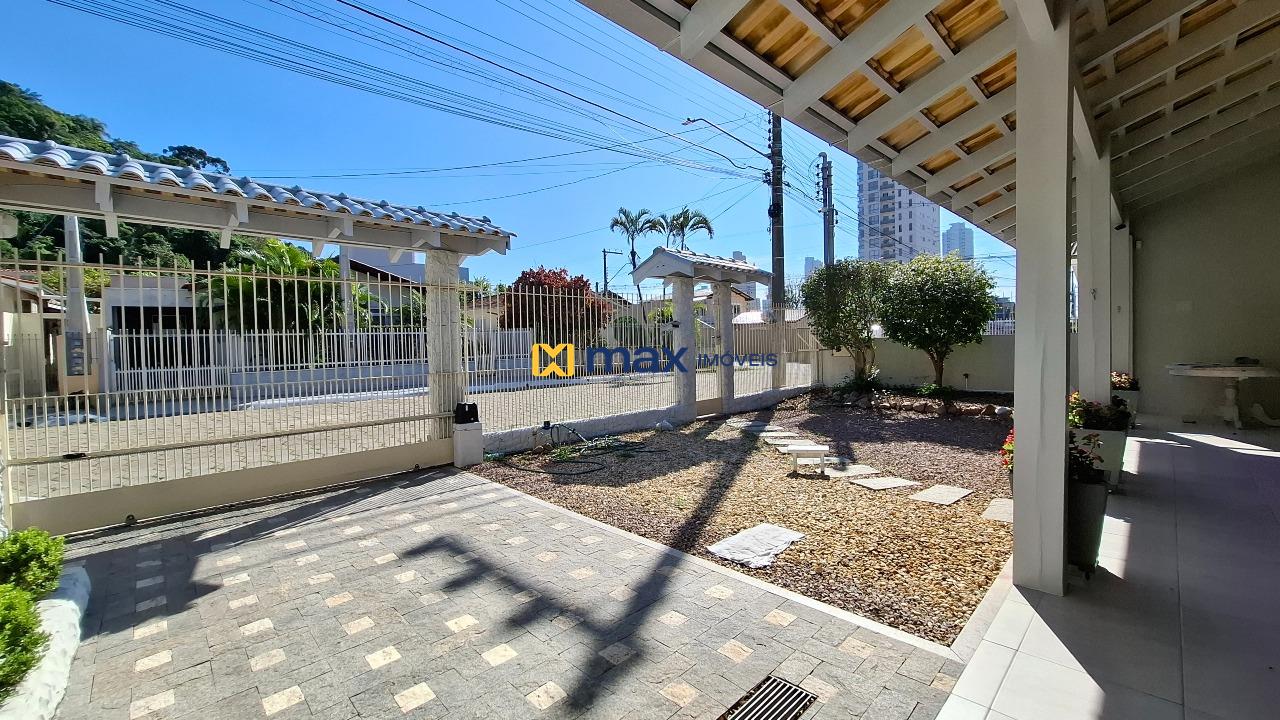 Casa à venda no Fazenda: Área externa 