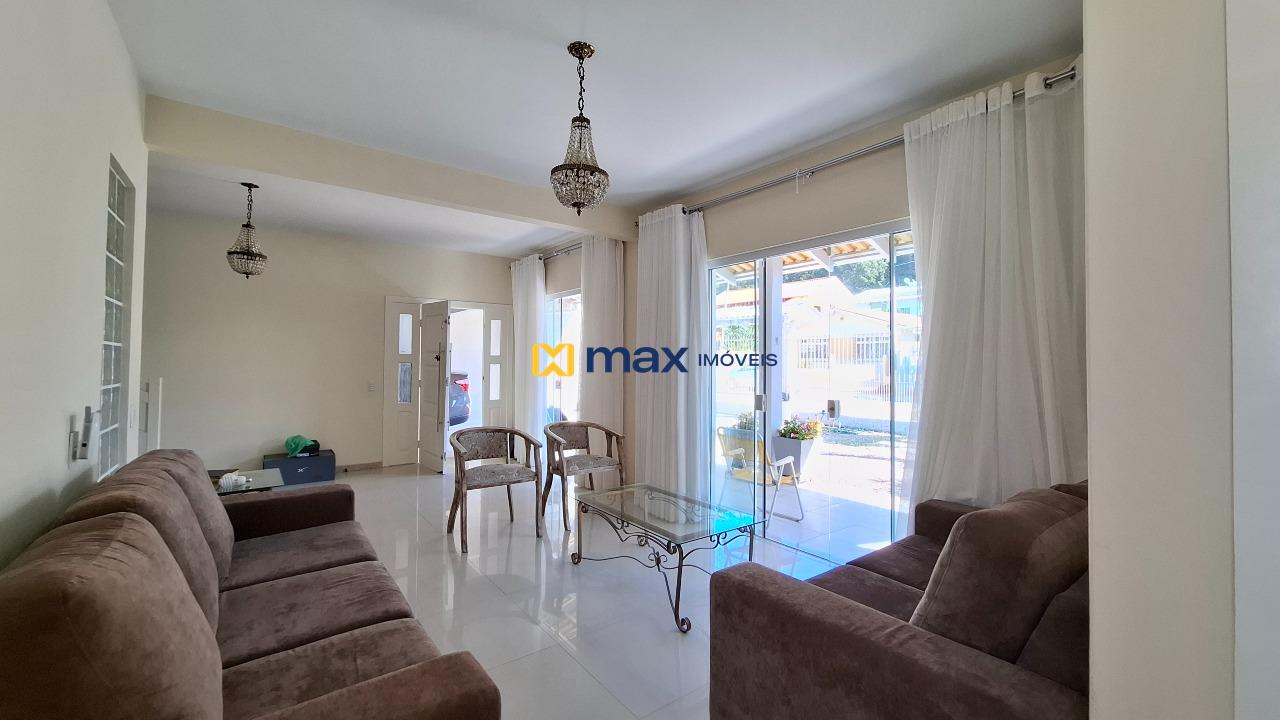 Casa à venda no Fazenda: Sala de estar