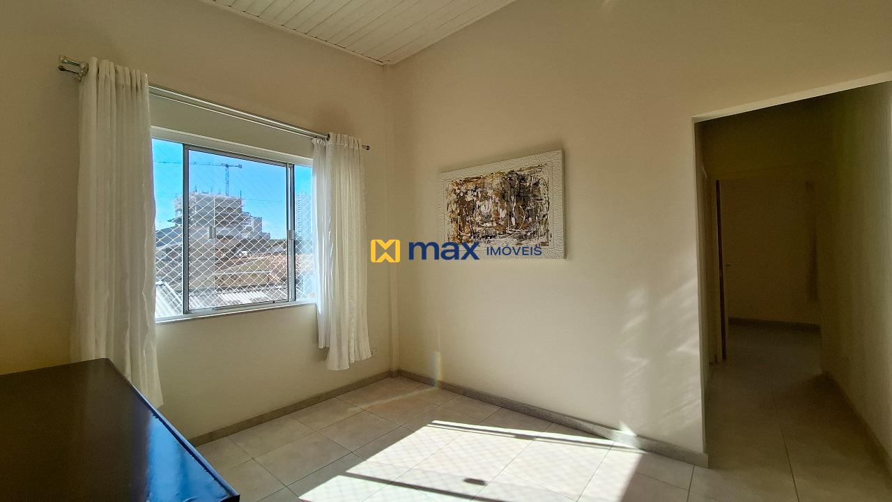 Casa à venda no Fazenda: Sala de estar 2 ° piso