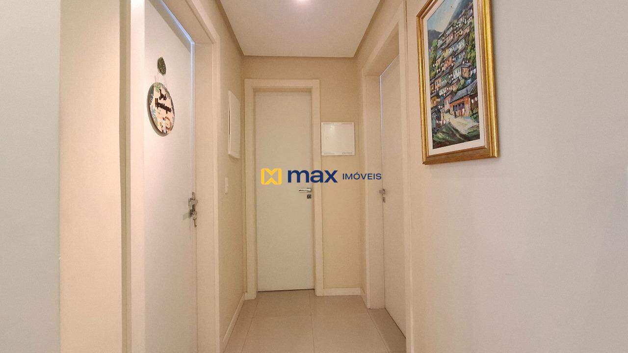Apartamento à venda no Centro: Corredor