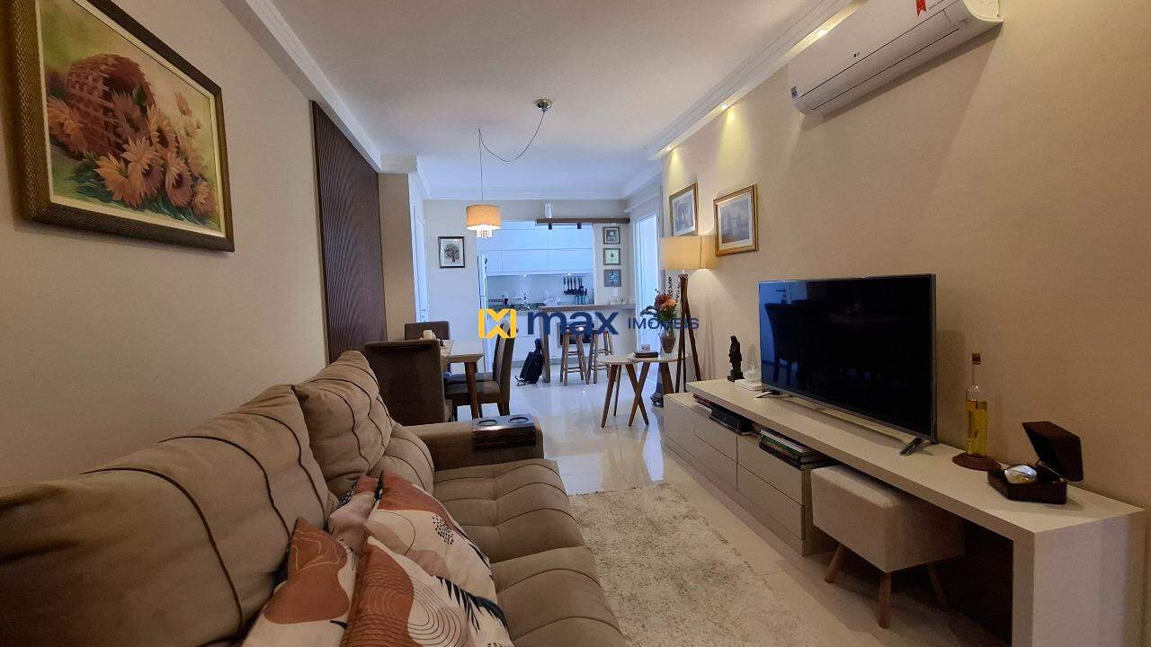 Apartamento à venda no Centro: Living integrado