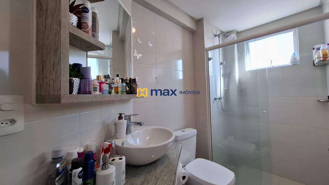 Apartamento à venda no Centro: Banheiro suíte