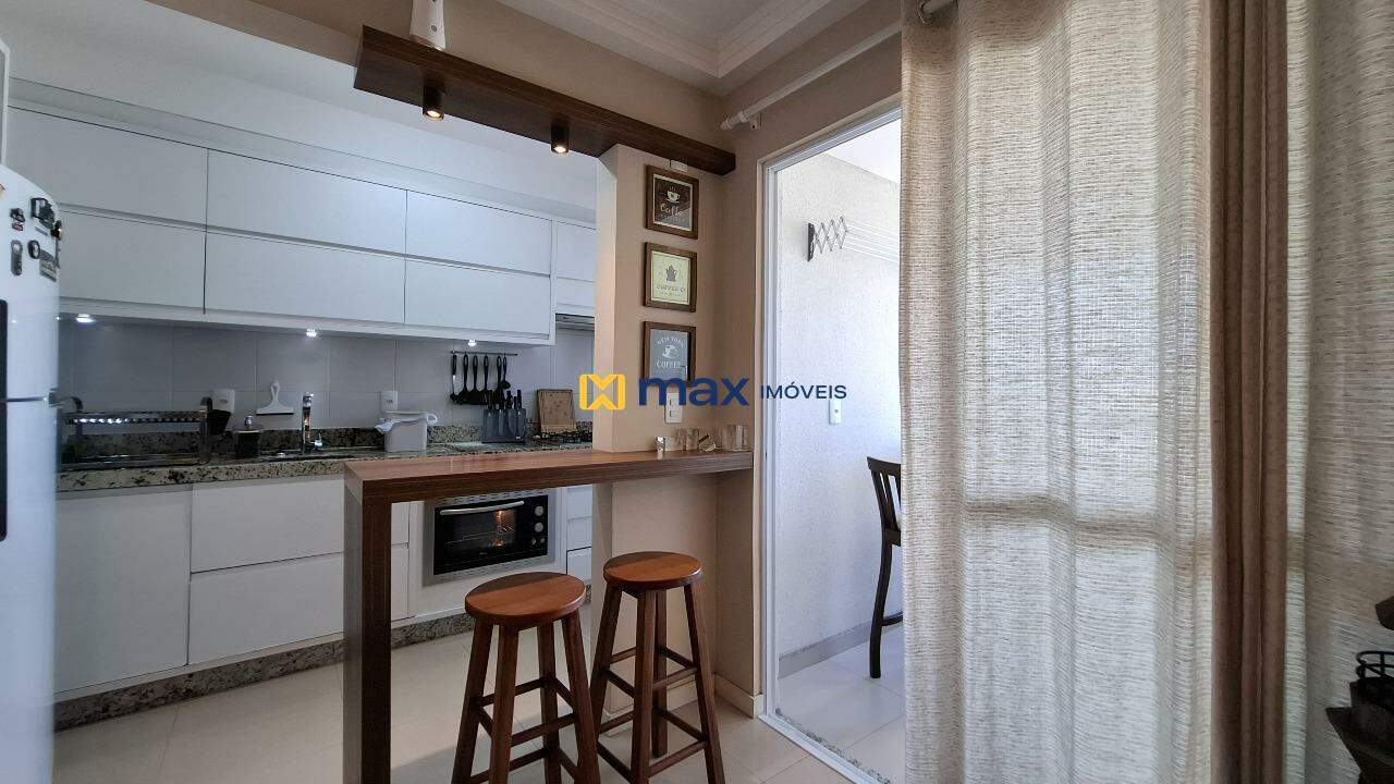 Apartamento à venda no Centro: Living integrado