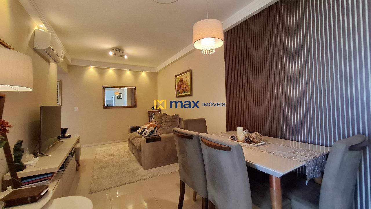 Apartamento à venda no Centro: Living integrado