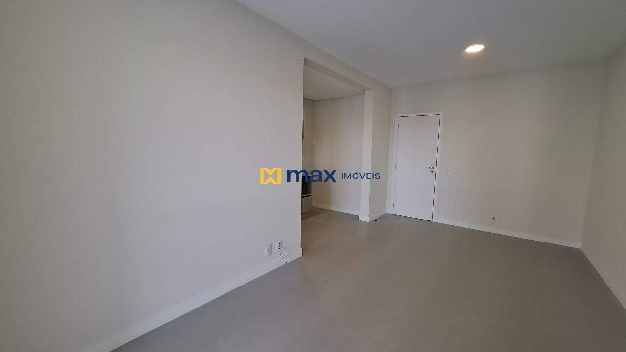 Apartamento para aluguel no São João: Sala de Estar e Jantar