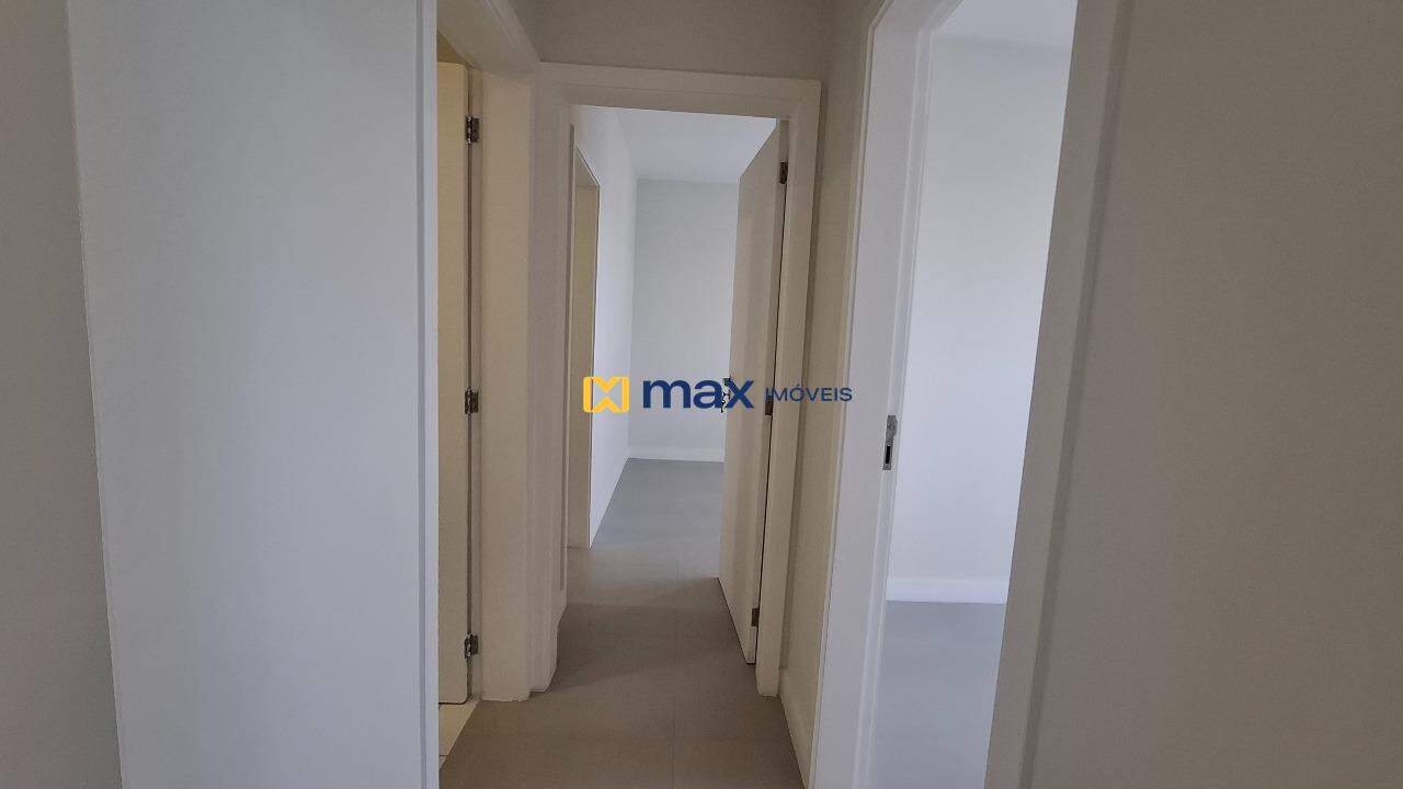Apartamento para aluguel no São João: Corredor