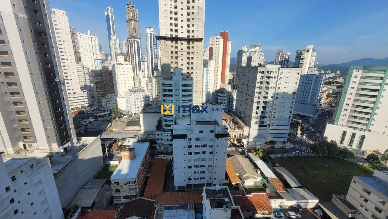 Apartamento à venda no Centro: Vista da Suíte