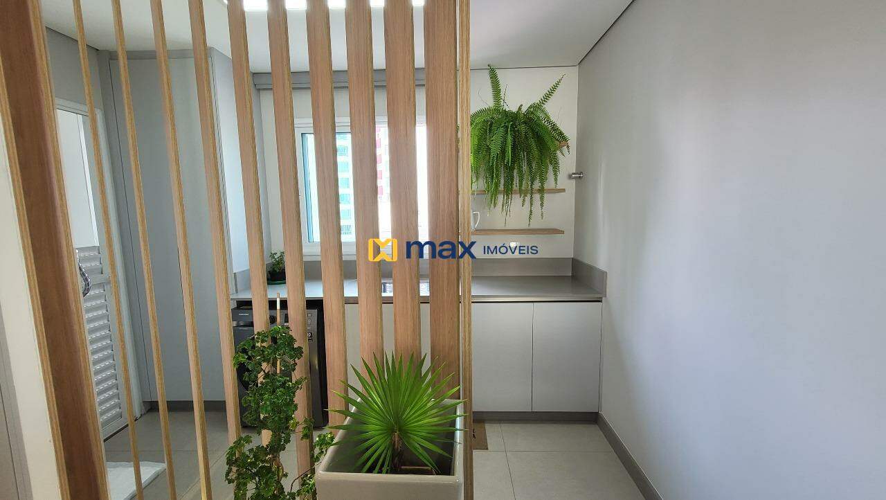 Apartamento à venda no Centro: Area de Serviço