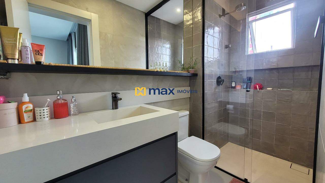 Apartamento à venda no Centro: Banheiro da Suíte
