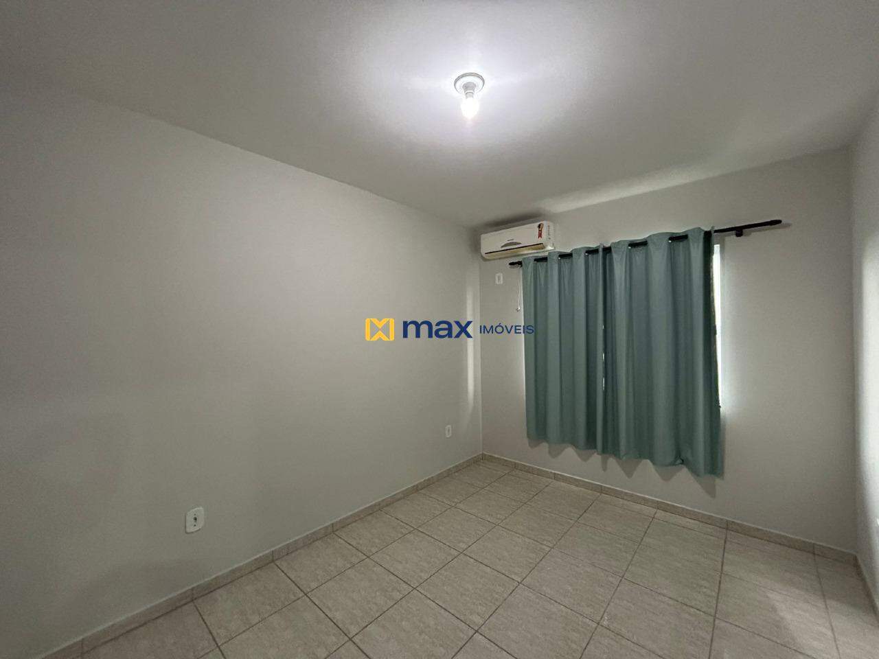 Apartamento à venda no Meia Praia: Quarto 2