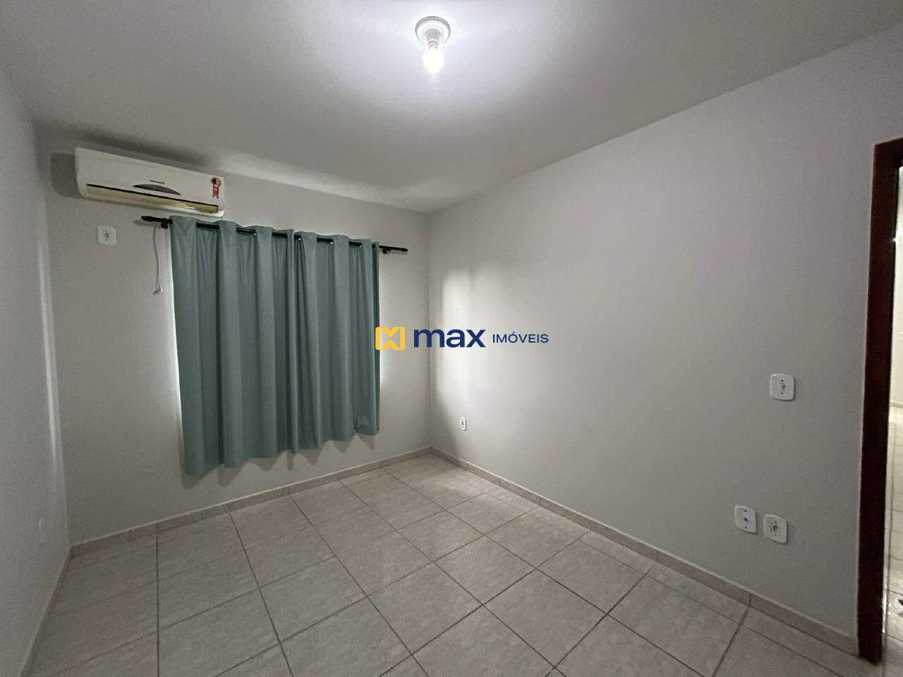 Apartamento à venda no Meia Praia: Quarto 2
