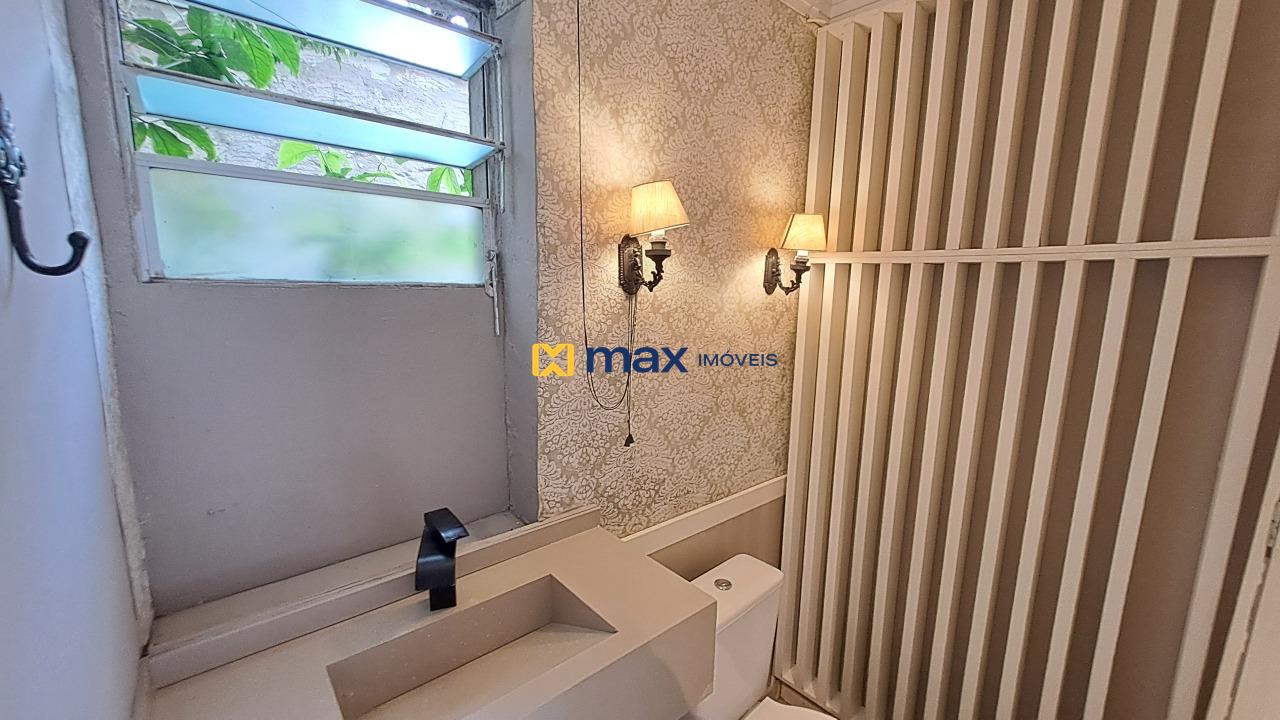 Sala para aluguel no Centro: Banheiro Social