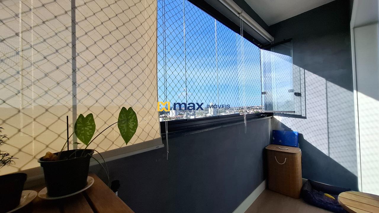 Apartamento à venda no São Vicente: Sacada com churrasqueira