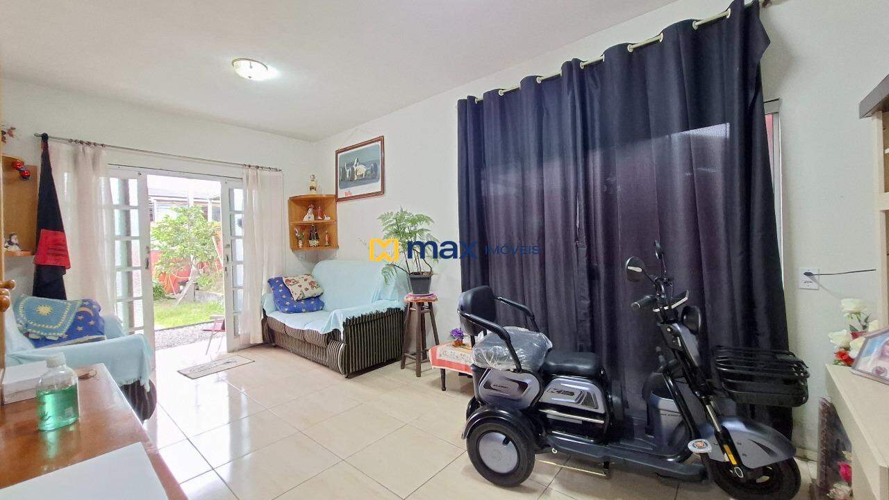 Casa à venda no São Vicente: Sala de estar