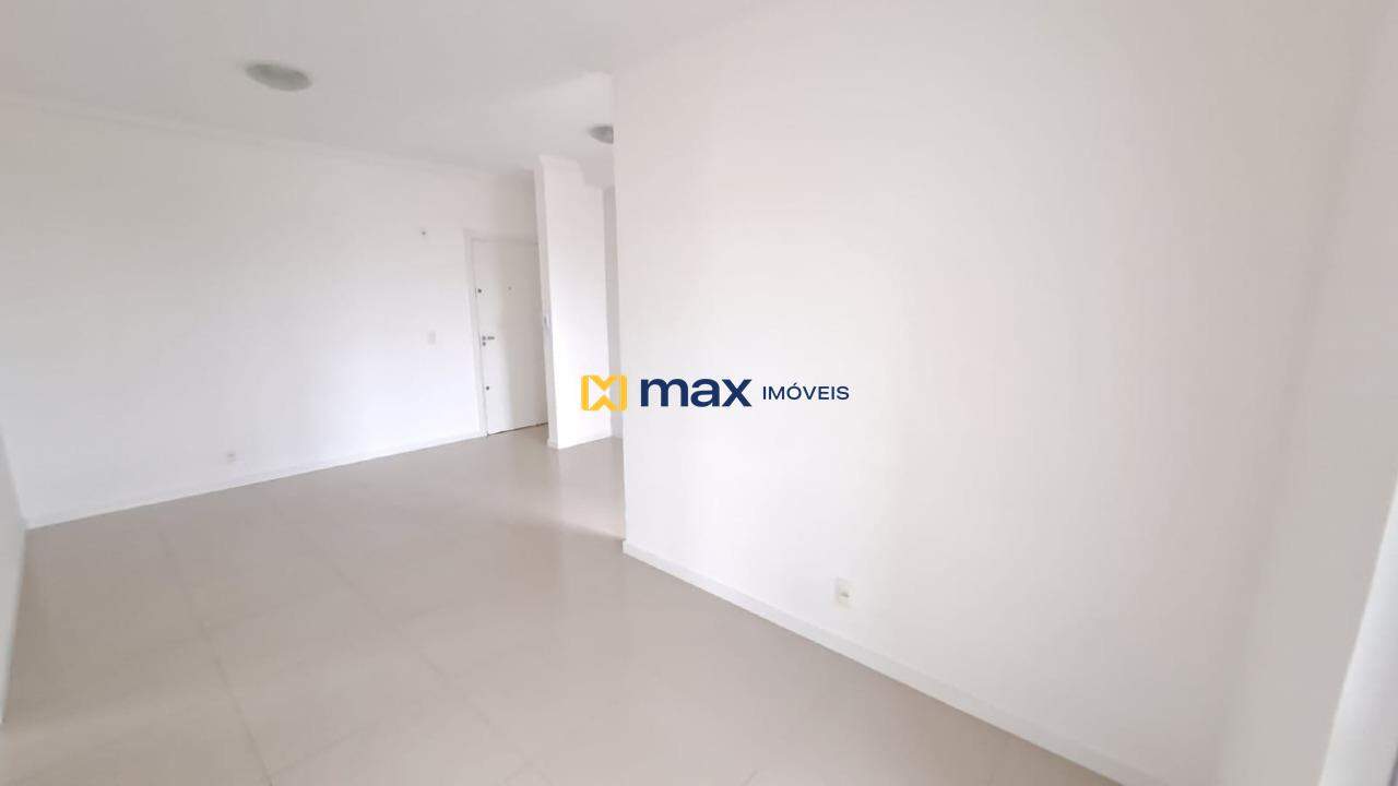 Apartamento para aluguel no Carvalho: Sala de Estar e Jantar