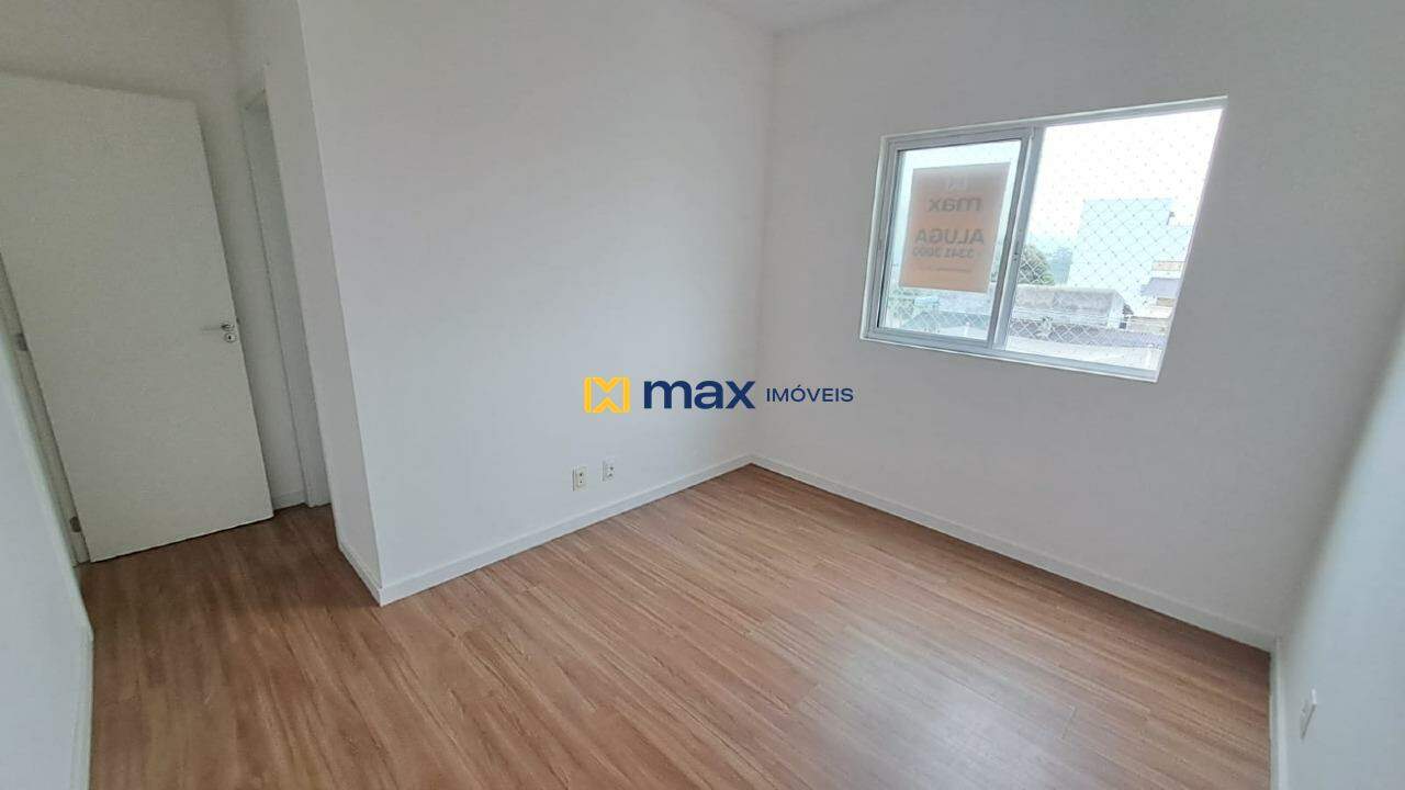 Apartamento para aluguel no Carvalho: Suíte