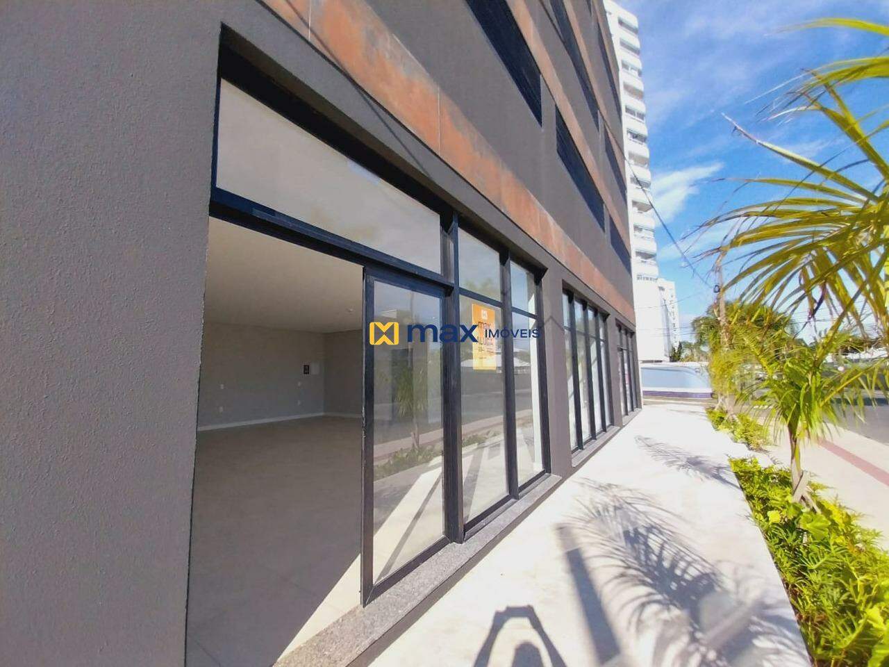 Sala para aluguel no Carvalho: Fachada